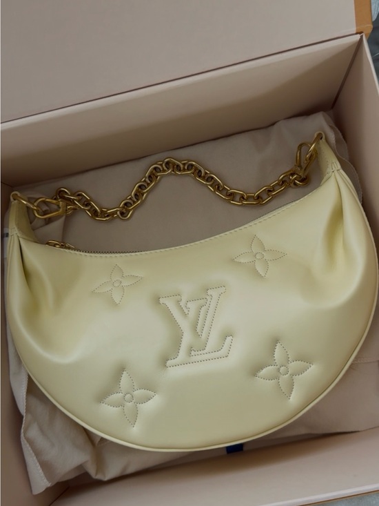 Louis Vuitton Handbags - Louis Vuitton Pale Yellow Leather Crescent Shoulder Bag with Gold Chain